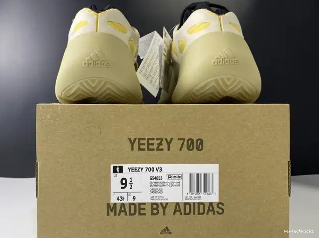 ADIDAS YEEZY 700 SRPHYM